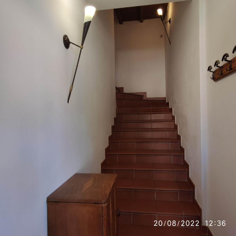 M & M Pinzi Suite Apartment Montepulciano Stazione Bagian luar foto