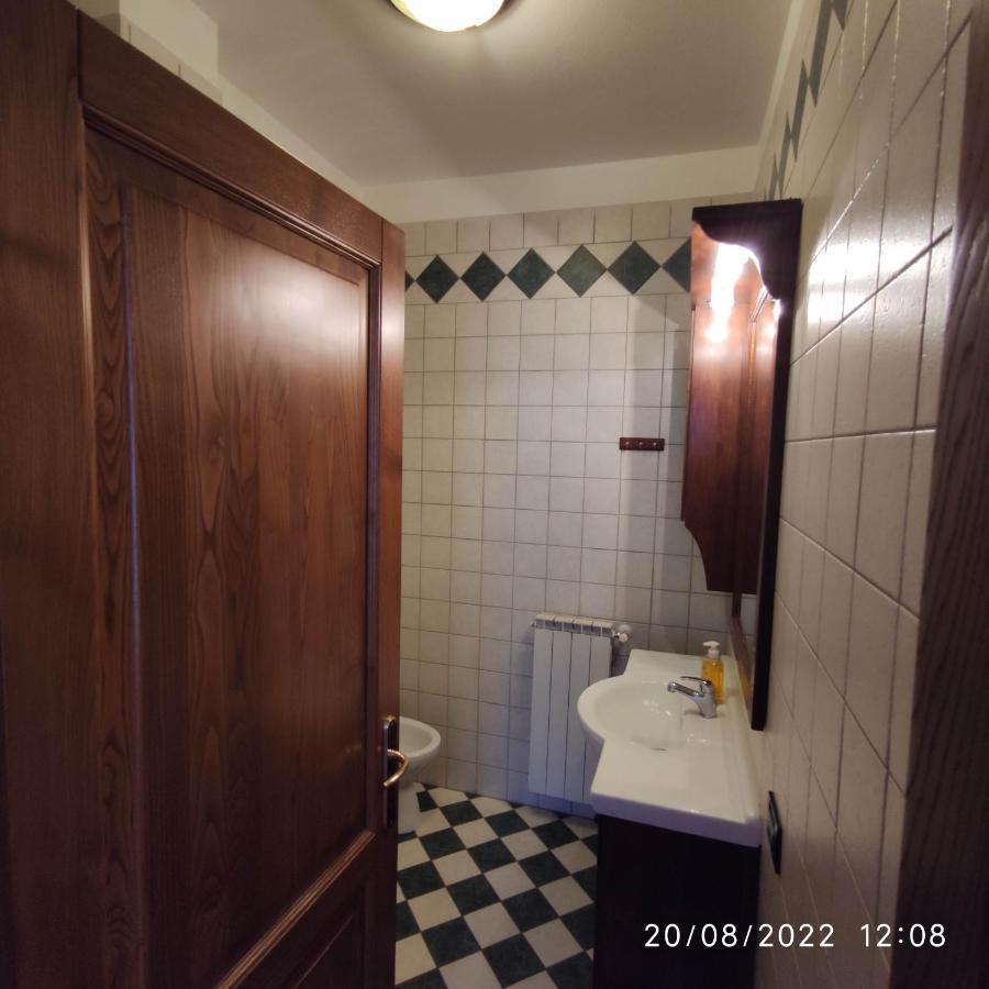 M & M Pinzi Suite Apartment Montepulciano Stazione Bagian luar foto